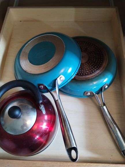2 Gotham Steel Aqua Pans Red Water Kettle