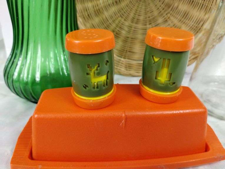 Vintage Orange Avocado Green S & P Shakers Decanter Vase