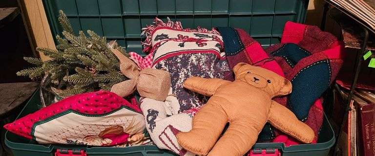 Bin with Christmas Decor Santa Wreath Throws