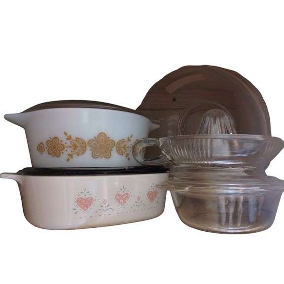 LOT Covered Corelle Pyrex Dishes+
