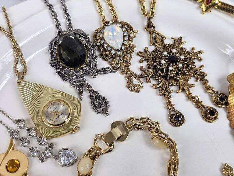 Vintage Jewelry Gold Necklaces Chunky Gem Owl Cross