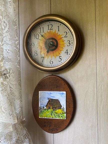 LOT Antique Wooden Side Table Vtg Wall Shelf Hooks Sunflower Clock