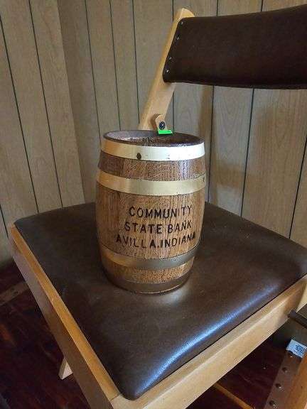 Cedar Chest Trunk Avilla Bank Keg Folding Chair