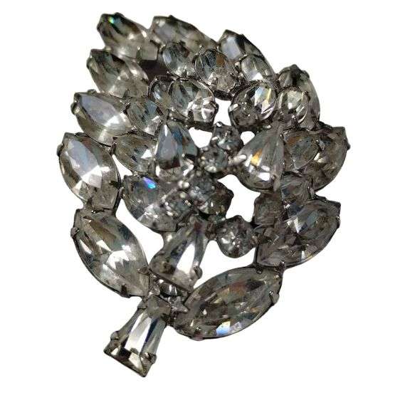 Vintage Costume Jewelry Weiss-Look Leaf Brooch Pin Crystal Rhinestone