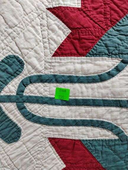Hand Stitched Antique Quilt North Carolina Lily Pattern Red Green