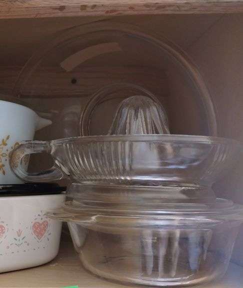 LOT Covered Corelle Pyrex Dishes+