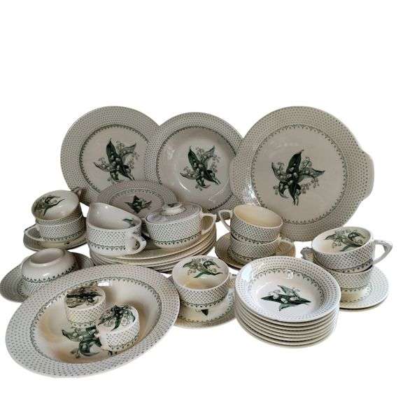 LOT Royal Waverly Lily of the Valley Dishes