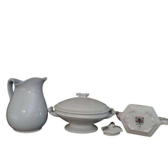 Pottery Pitcher Covered Dish Ellgreave Tea Pot