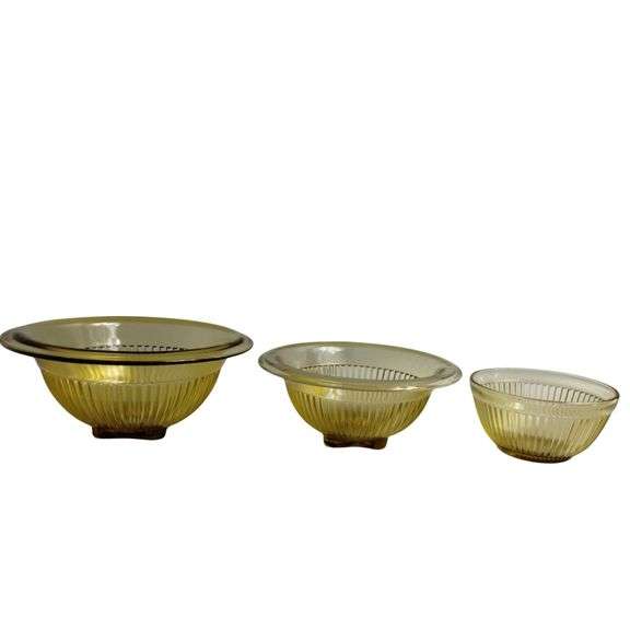 LOT Vintage Glass Yellow Mixing Bowls