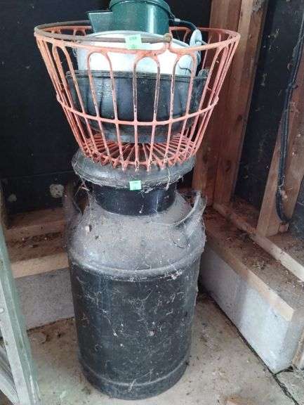 LOT Vintage Metal Can Baskets Kettle