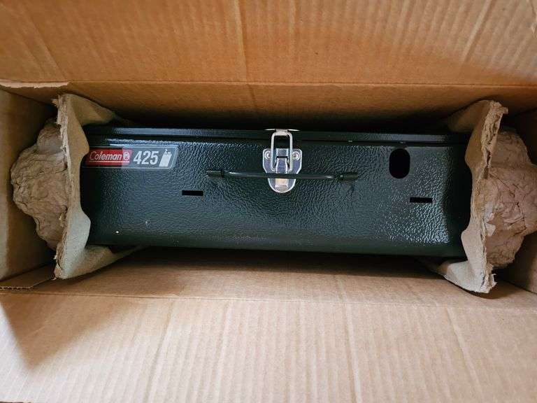 Coleman Folding Camp Stove Clean in Box