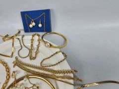 Vintage Jewelry Napier Earrings Gold Necklaces Bracelets
