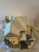 Deer Creek Bed & Breakfast Hawthorne Village John Deere Collection Lighted House