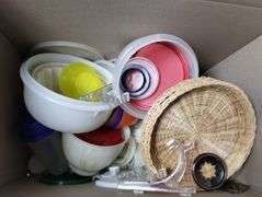 LOT Vintage Tupperware Measuring Cup +