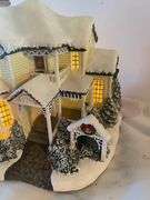 Deer Creek Bed & Breakfast Hawthorne Village John Deere Collection Lighted House