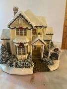 Deer Creek Bed & Breakfast Hawthorne Village John Deere Collection Lighted House
