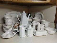 Over 50 Pcs Pfaltzgraff Heritage Stoneware White Dish Dinner Lunch Plates Bowls Serving