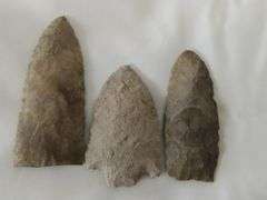 LOT Primitive Mixed Arrow Heads Indiana Native American