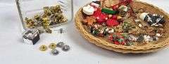 Pickers LOT: Pins Lapel Masonic Christmas Fashion