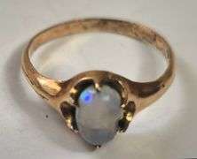 Vintage Jewelry Opal Solitaire Ring Tested 14KT Gold 1.4g ~Sz 6