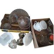 Pickers LOT: Vintage Glass Milk MCM Silver Cake Plate