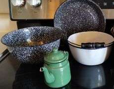 LOT Vintage Enamelware Speckled Bowl Crocks Blue Tokoyo