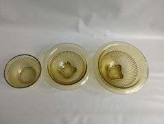 LOT Vintage Glass Yellow Mixing Bowls