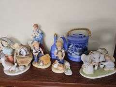 Pickers Lot Home Decor Figures Tea Pot Sets