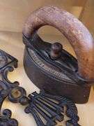Lot Vintage Cast Iron Trivets
