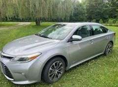 2018 Avalon Hybrid- 68037 Miles