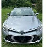2018 Avalon Hybrid- 68037 Miles