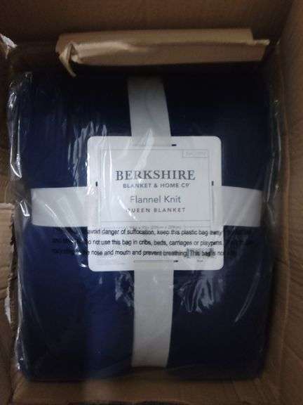 Berkshire Blanket & Home Company Flannel Knit Queen Blanket  Blue