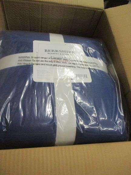 Auction #1458-C Brought to You by Brandon St Warehouse