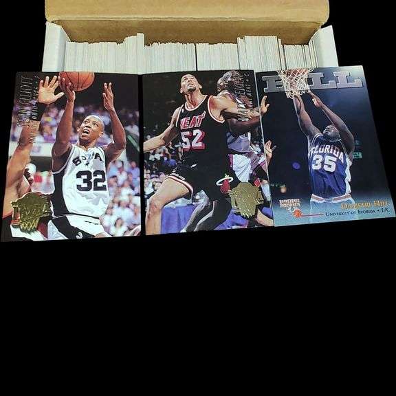 1994-95 Fleer Ultra Basketball Card Collection in Box