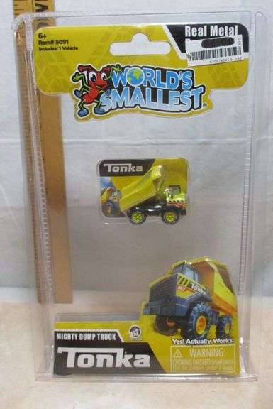 World's Smallest Tonka Mighty Dump Truck Real Metal Dump Bed