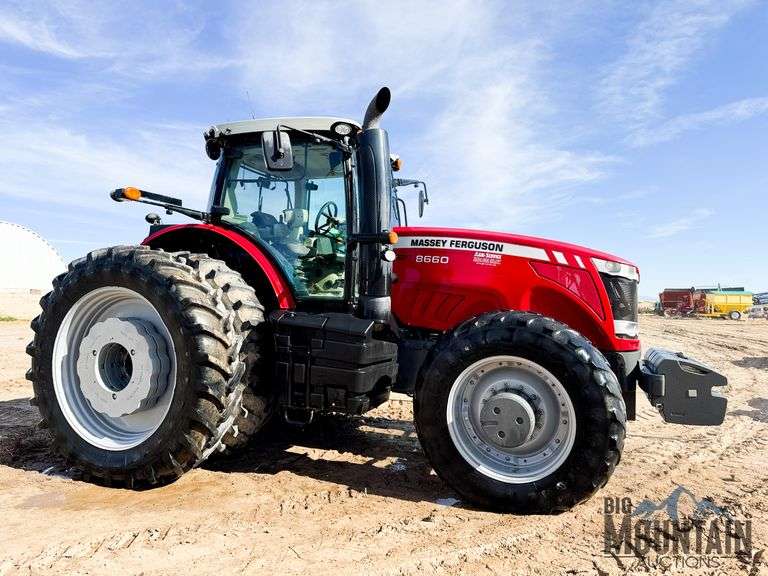 Massey Ferguson 8660 MFD Tractor
