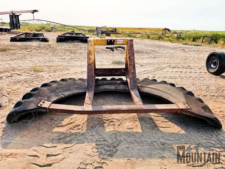 10' Rubber Tired Scraper w/Loader Mount
