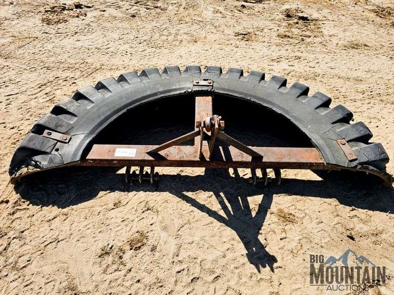 Custom 7' 3 Pt Rubber Tired Scraper