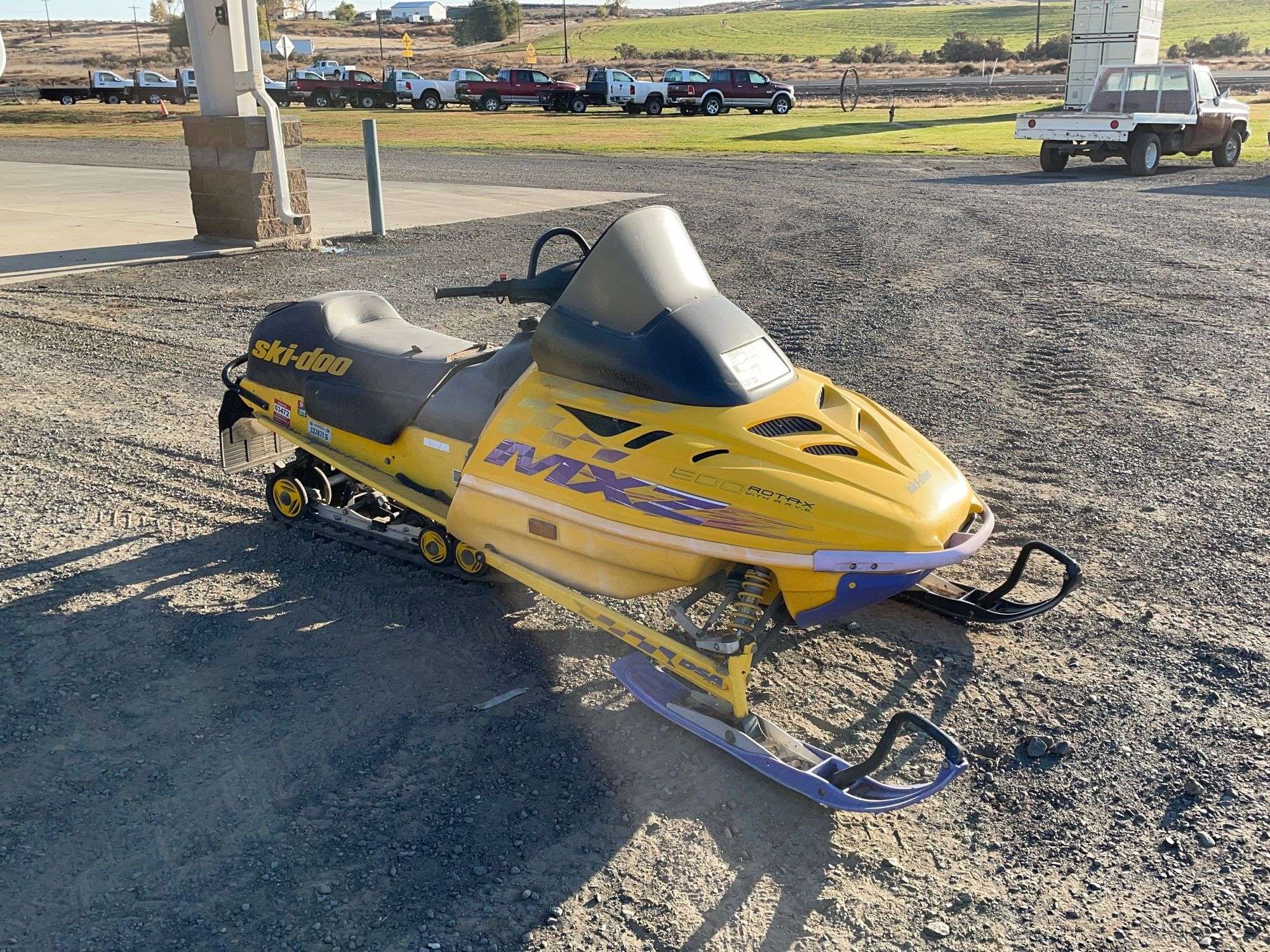 1999 Bombardier Ski Doo MXZ 500 Snowmobile - Booker Auction Company