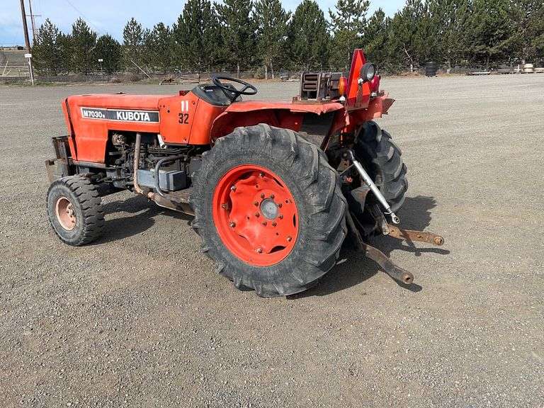 Kubota M4030SU M5030SU M7030SU M7030N Tractor Service Repair Manual | 1020 Pages