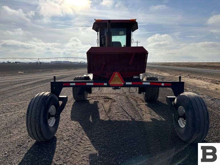 1995 Macdon 9000 Swather