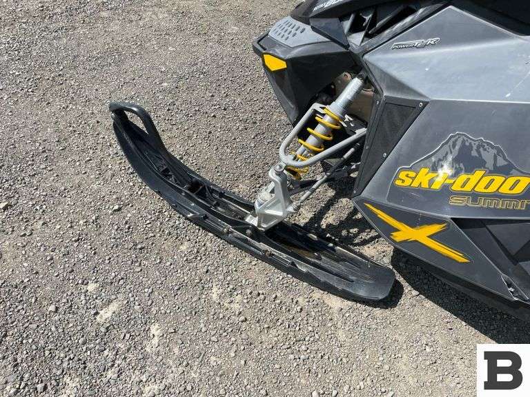 2008 Ski Doo Bombardier SKT Snowmobile