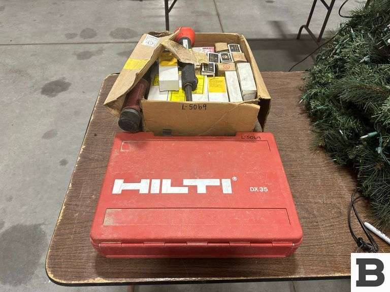 Hilti DX35 Powder Actuated Nail Gun and Strip Powder Loaders Booker