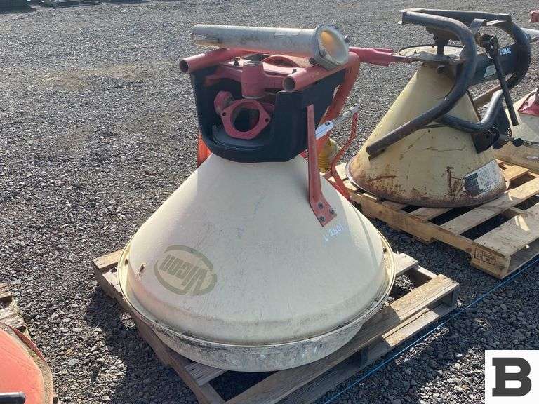 Vicon Fertilizer Spreader Booker Auction Company