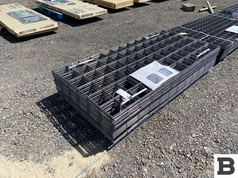 36"x72" Metal Steel Wire Remesh Sheets Booker Auction Company