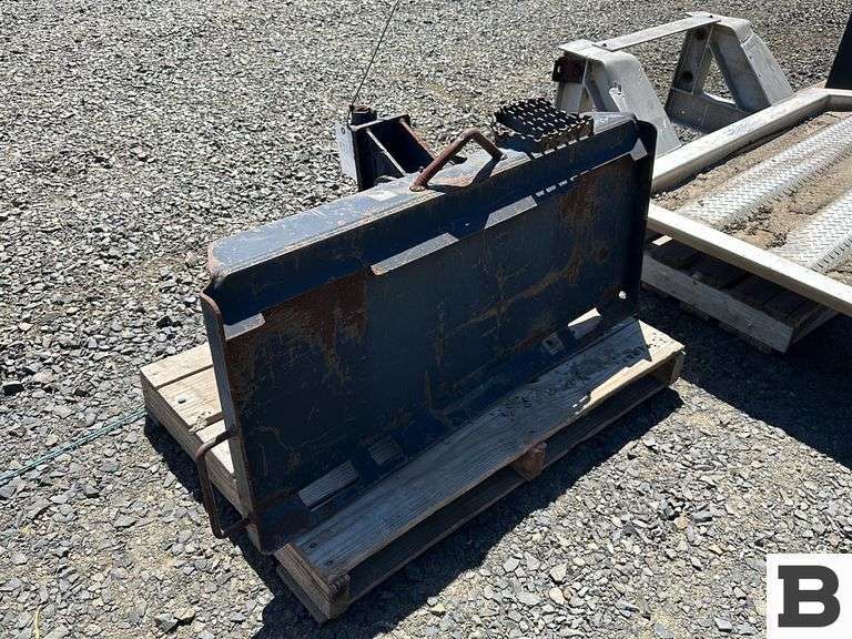 Caterpillar Skid Steer Mount