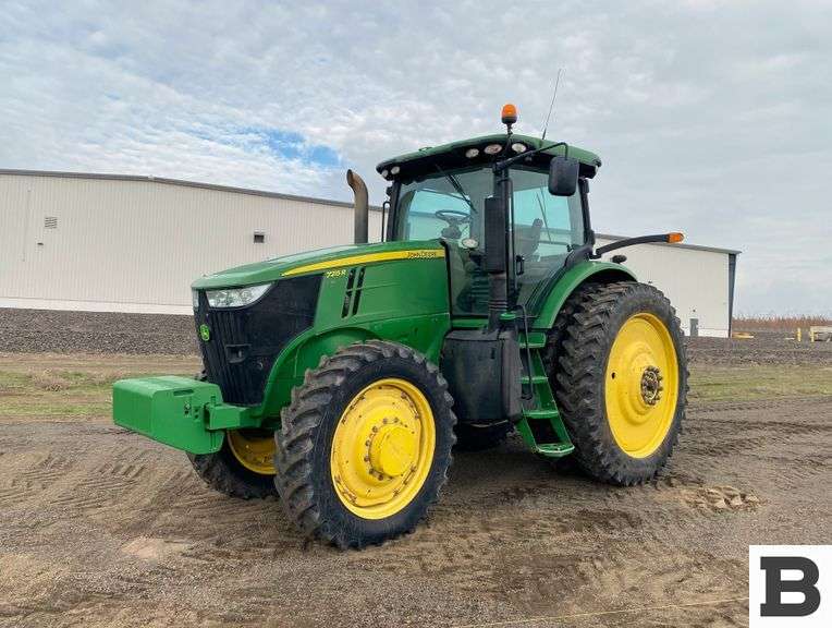 2012 John Deere 7215R Tractor - Pasco, WA