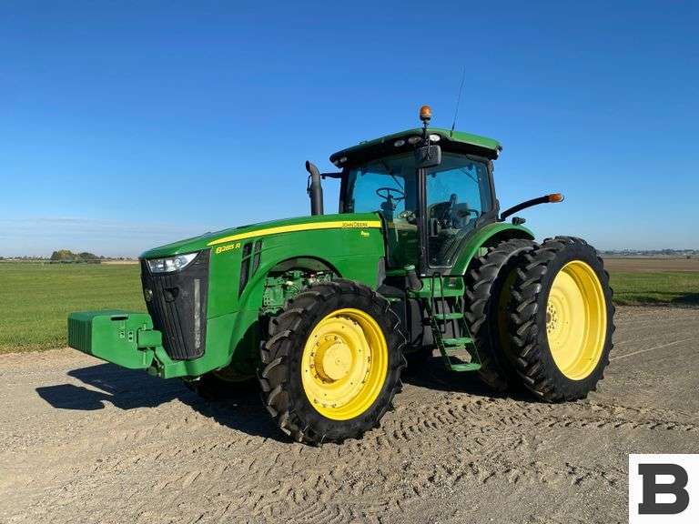 2011 John Deere 8285R Tractor