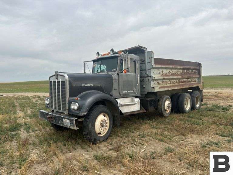1975 Kenworth Dump Truck - Othello, WA