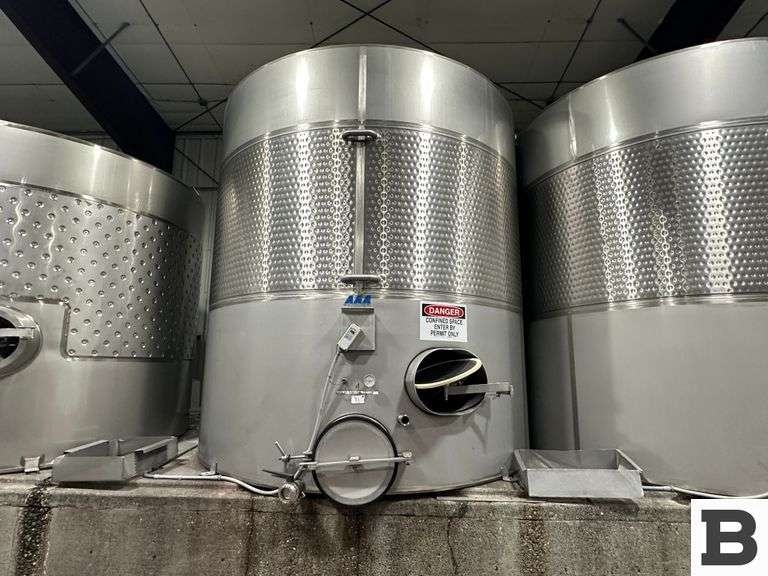 AAA Metal Fabrication 5,080 Gallon Wine Fermentation Tank